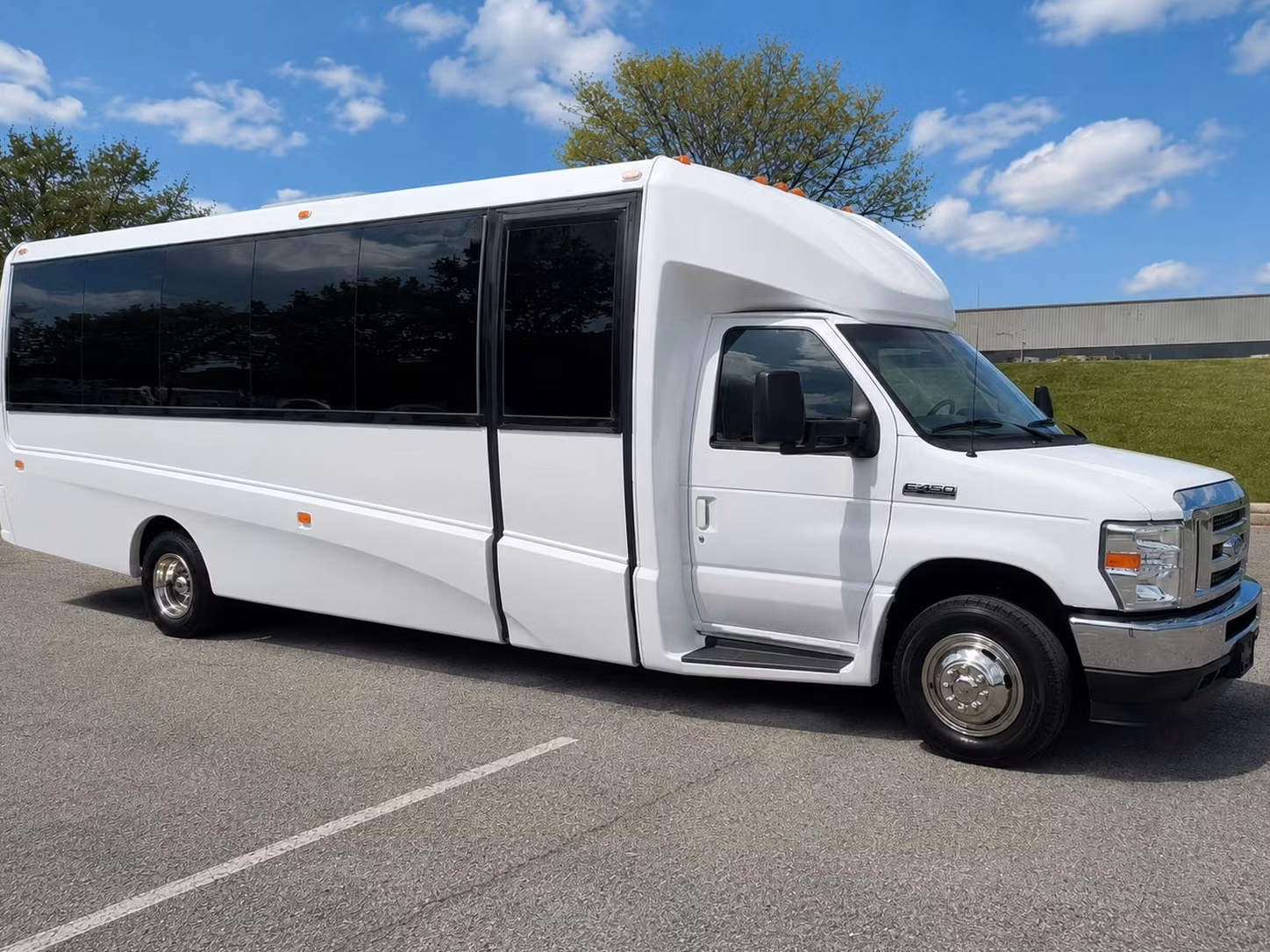 employee shuttles in temecula